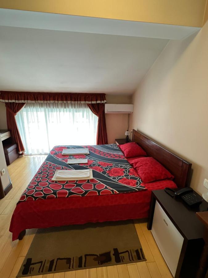 ביילו פוליה Hotel Royal מראה חיצוני תמונה