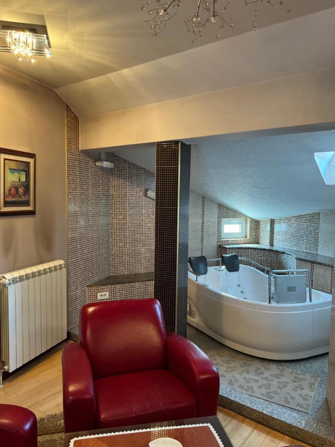 ביילו פוליה Hotel Royal מראה חיצוני תמונה