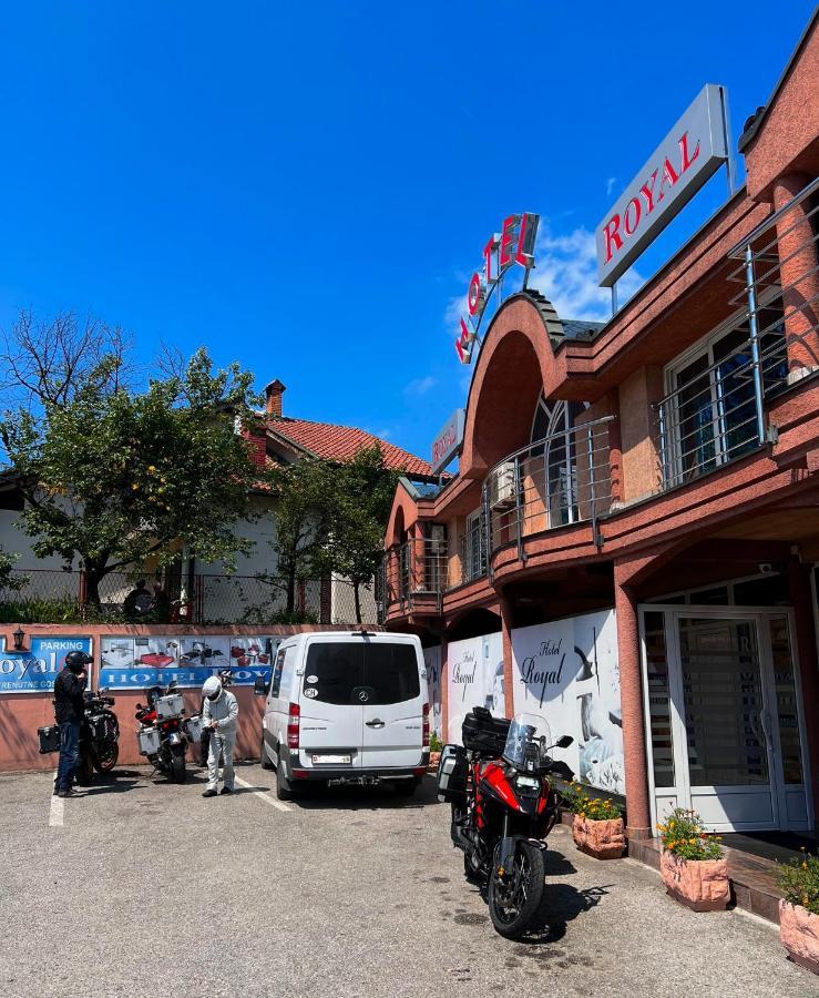 ביילו פוליה Hotel Royal מראה חיצוני תמונה